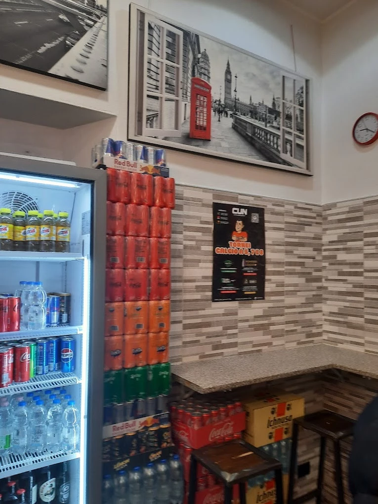 Pizzeria Italia Uno photo 3